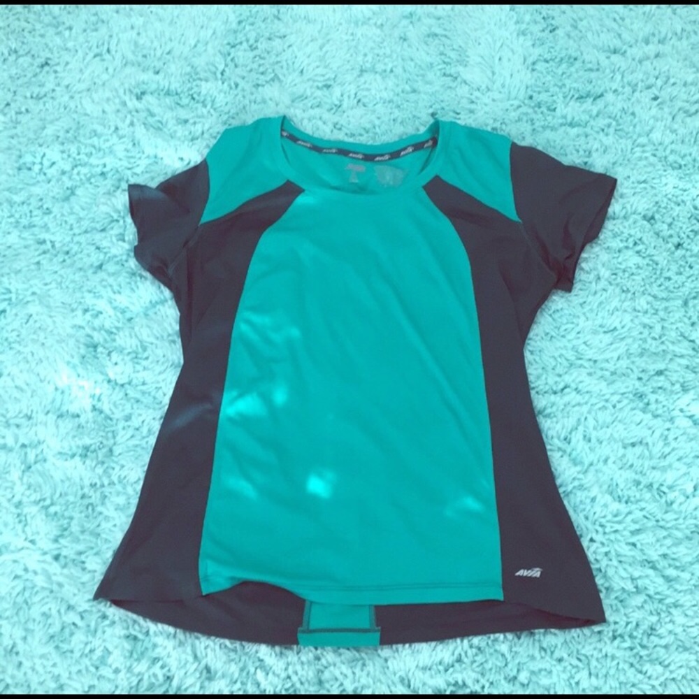Avis workout shirt 🦄 3 for $15🦄